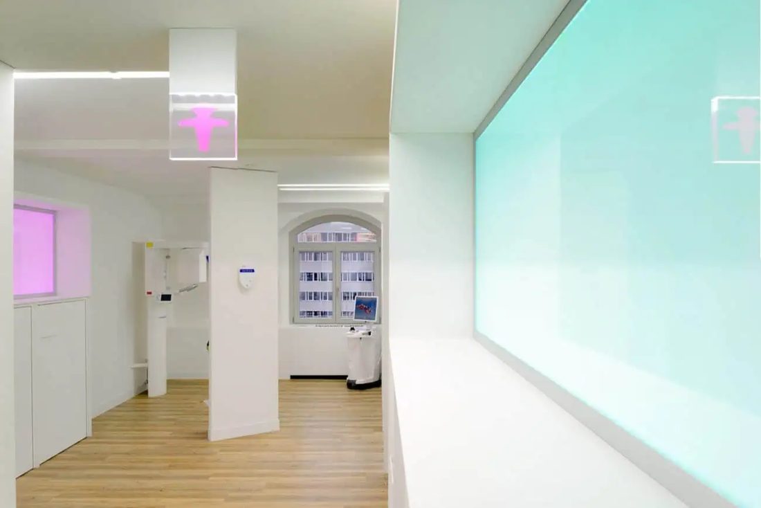 Behandlungszimmer der Praxis Dr. Roland Horn